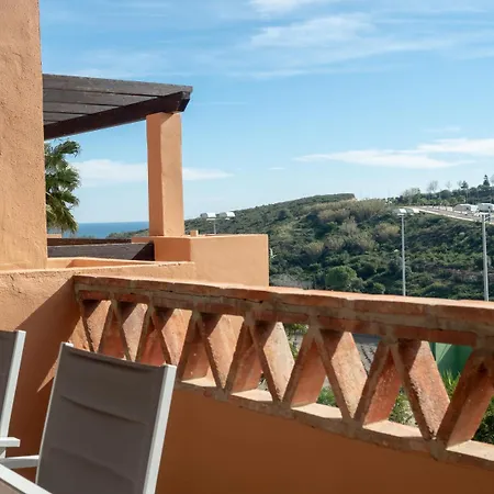 2225-spacious 3 Bedrooms With Sea View