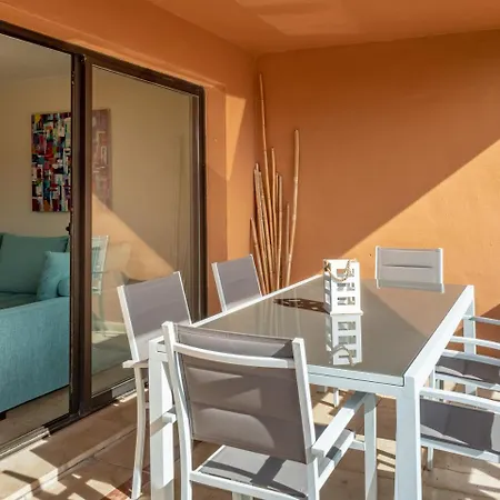 2225-spacious 3 Bedrooms With Sea View *